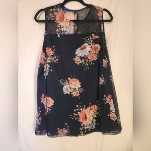 XL Sleeveless Top. Blue Floral Lace